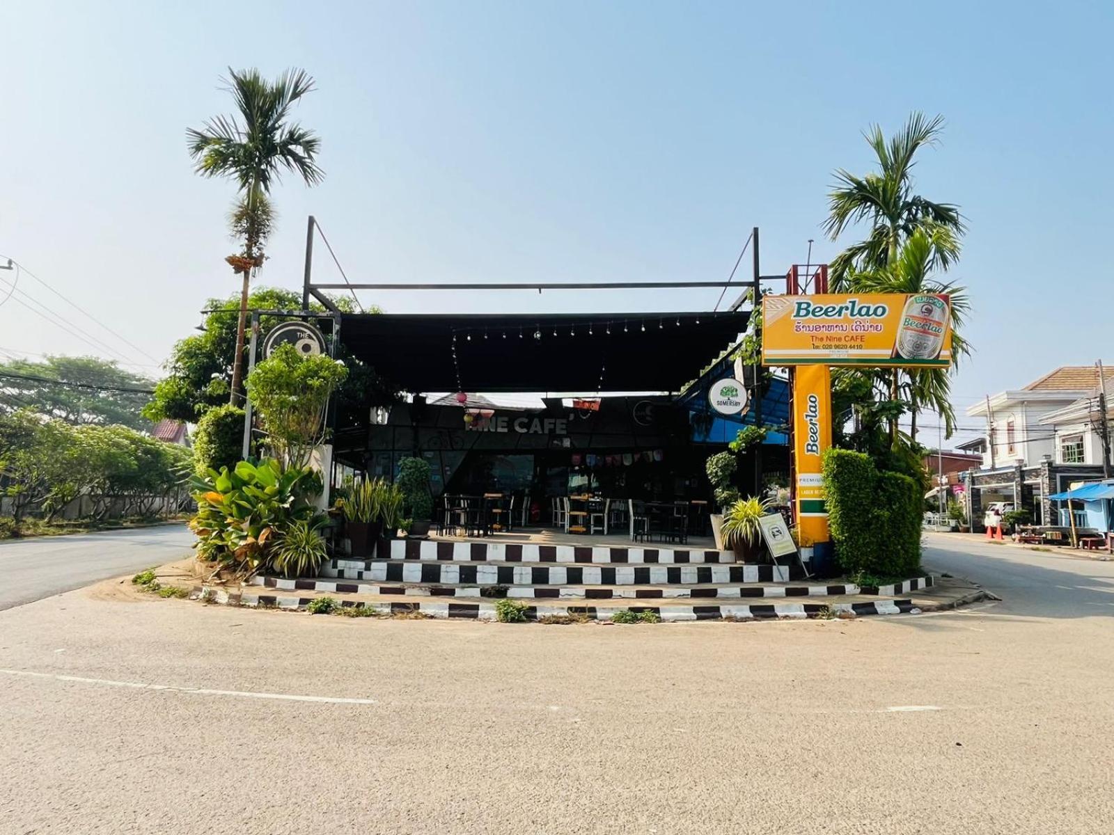 1 Min To Slow Boat Guesthouse Konekeo Exterior photo