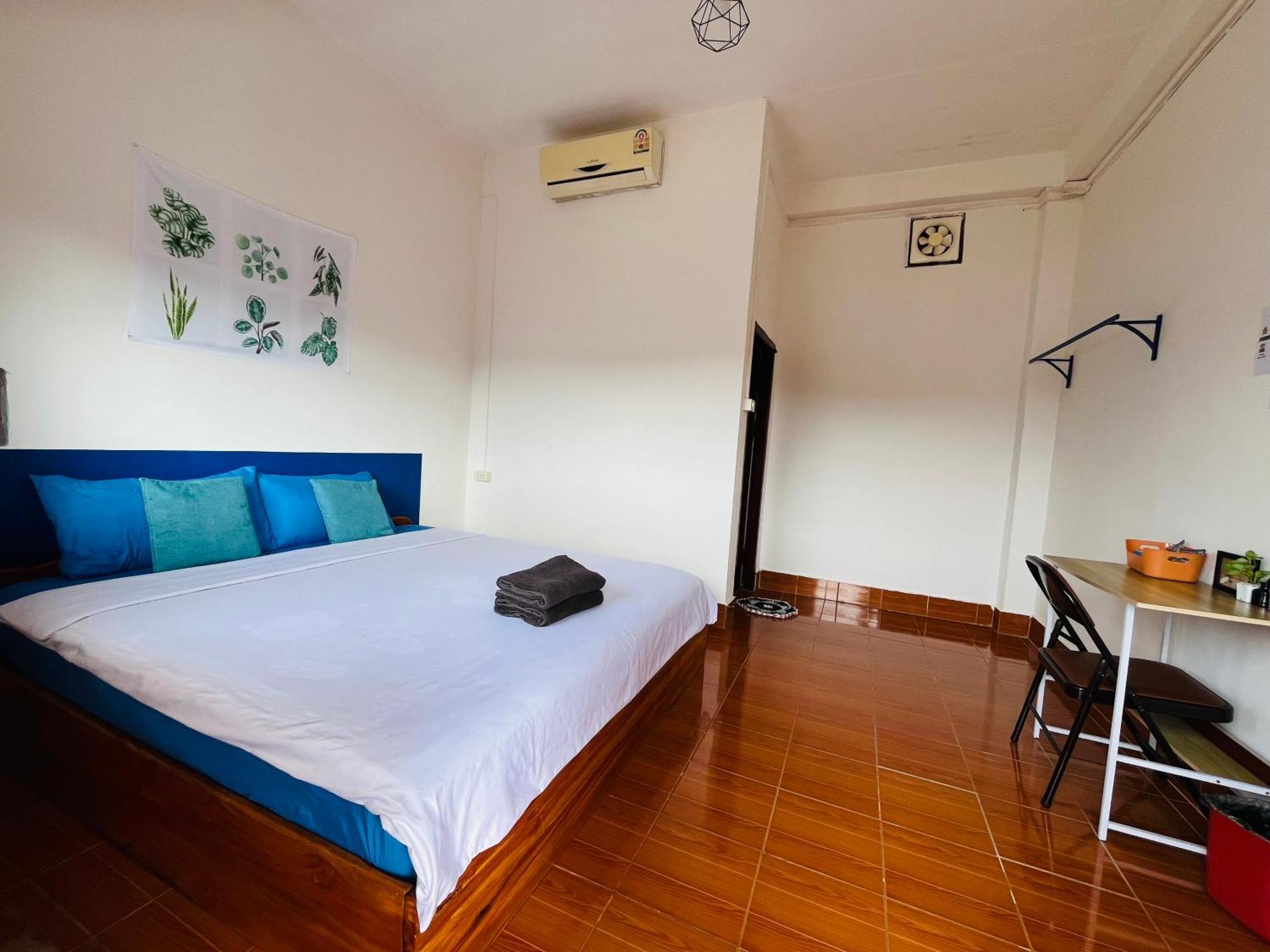 1 Min To Slow Boat Guesthouse Konekeo Exterior photo